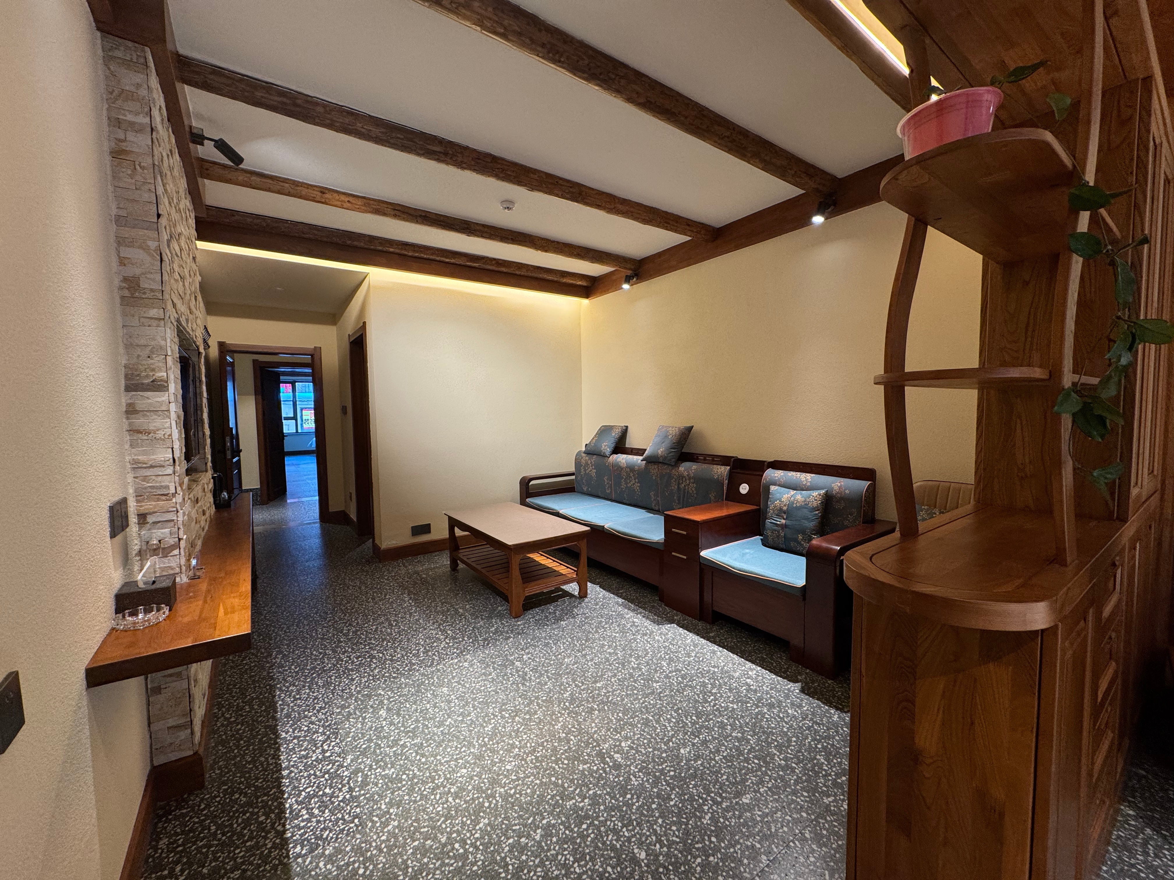 هتل نشان ناکسو